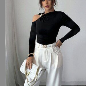 Asymmetrical Ring Cold Shoulder Knit Top /Black